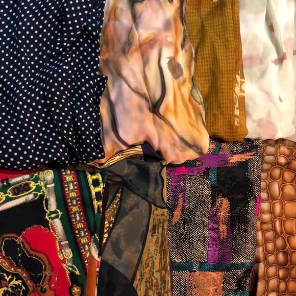 Bundle of 8 Fun Scarves - Picture 1 of 9